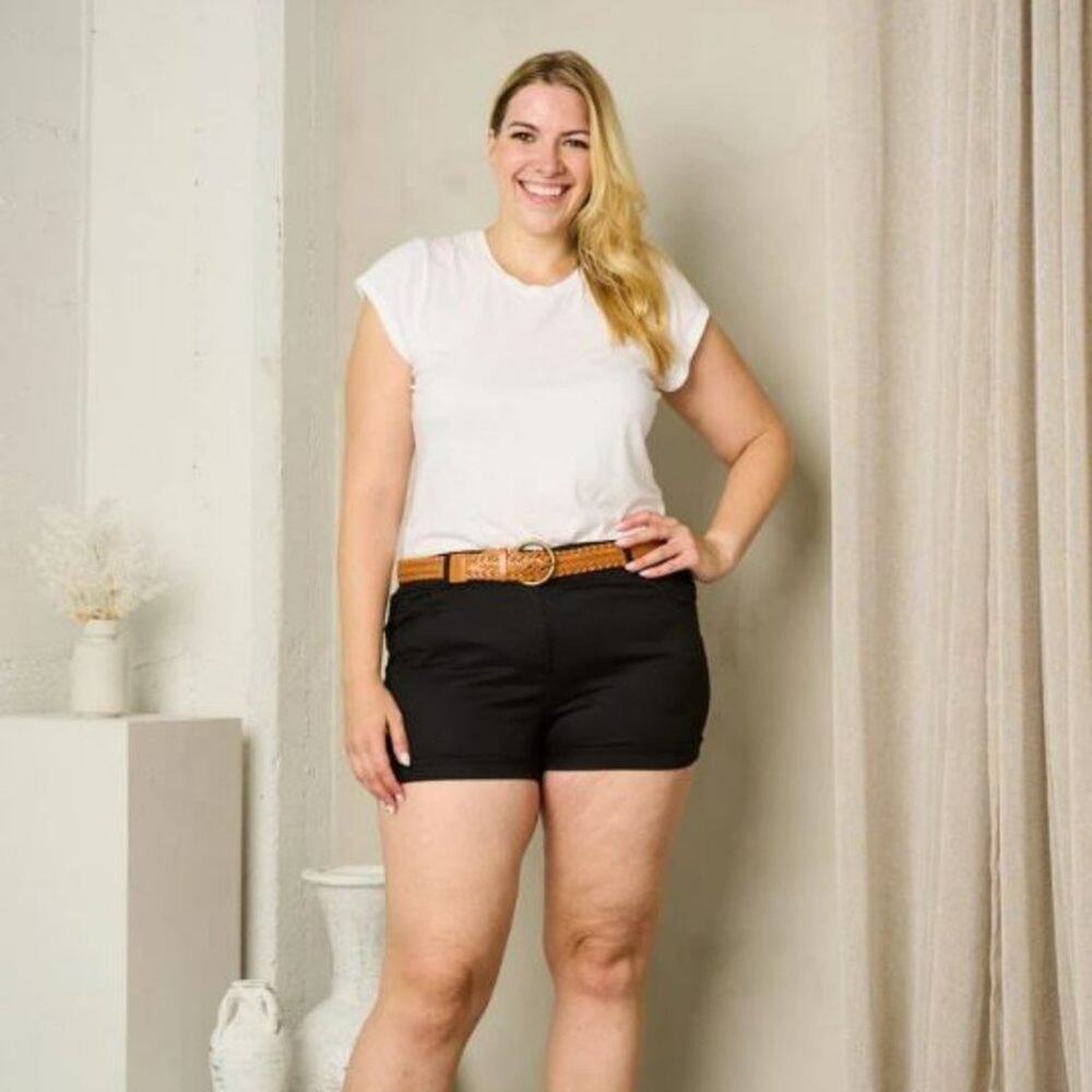Women's Plus Size Button Closer Pockets Belted Shorts - 1X